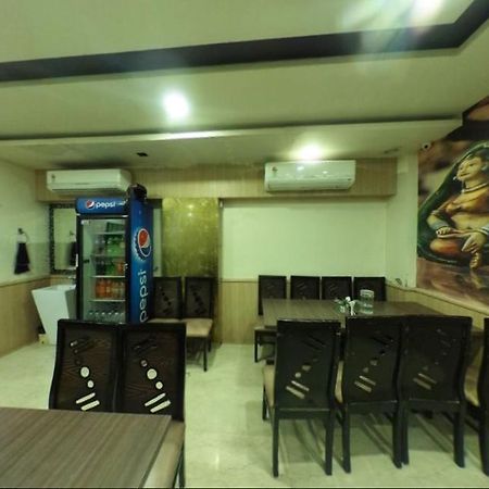 Kingsway Hotel And Restaurant Ajmer Dargah 350 Meter Dış mekan fotoğraf